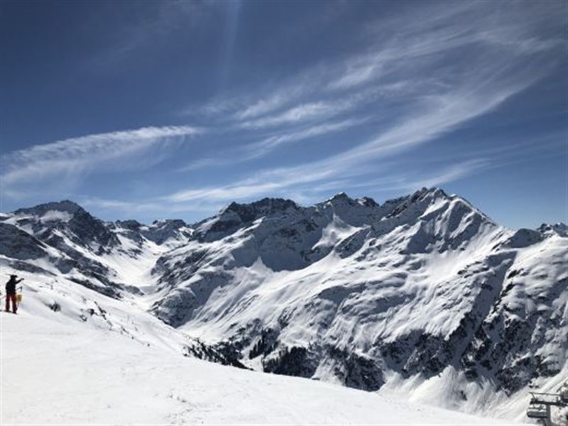 Skifahren am Arlberg